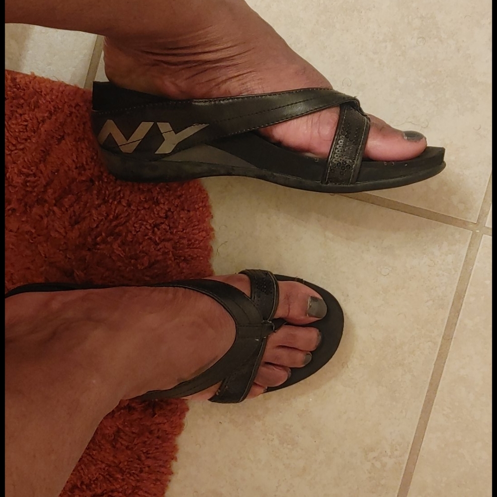 Flip flops